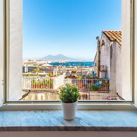 Seaview Apartment In Posillipo By Wonderful Italy Peschiera del Garda Exterior foto